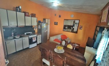 Casa en venta de 3 dormitorios c/ cochera en San Bernardo