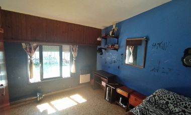 Casa en venta de 3 dormitorios c/ cochera en San Bernardo