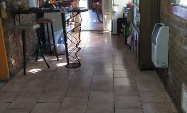 Casa en venta de 3 dormitorios c/ cochera en La Plata