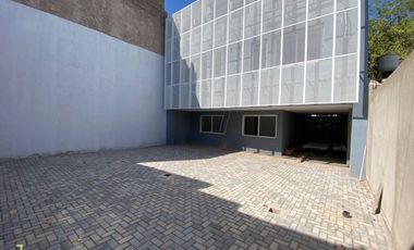 Departamento tipo duplex en venta de 2 dormitorios en Quinta sección
