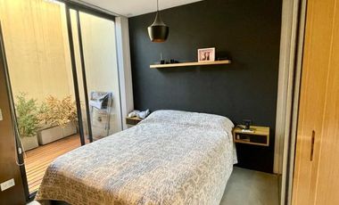 PH en venta TOTALMENTE RECICLADO en San Isidro! 2 ambientes con pequeño patio!