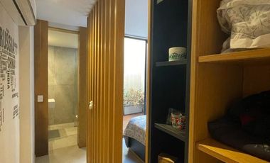 PH en venta TOTALMENTE RECICLADO en San Isidro! 2 ambientes con pequeño patio!