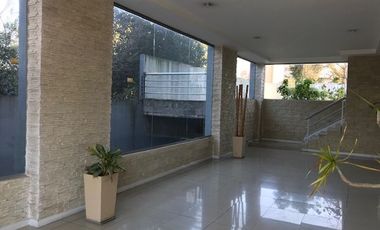 Departamento en venta de 4 dormitorios c/ cochera en San Miguel