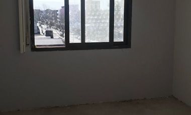 Departamento en venta de 4 dormitorios c/ cochera en San Miguel