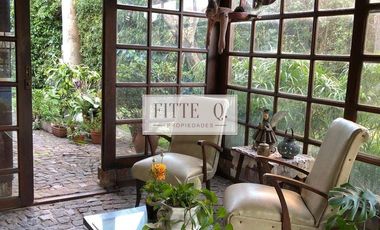 Casa en Venta 5 dormitorios jardin y pileta en La Horqueta