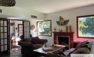 Casa en Venta 5 dormitorios jardin y pileta en La Horqueta