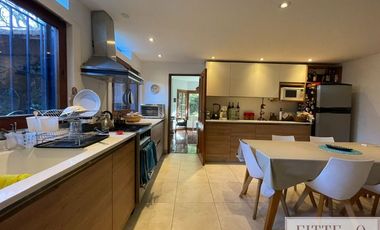 Casa en Venta 5 dormitorios jardin y pileta en La Horqueta