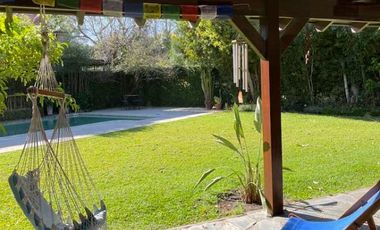 Casa en Venta 5 dormitorios jardin y pileta en La Horqueta
