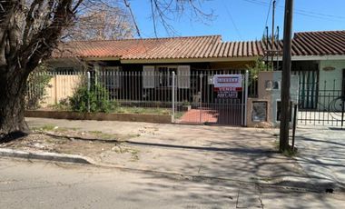 Venta Ezeiza Chalet De 4 Ambientes Barrio Ate. Muy linda Zona