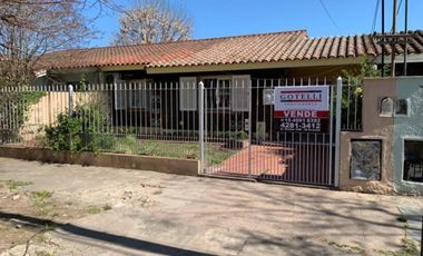 Venta Ezeiza Chalet De 4 Ambientes Barrio Ate. Muy linda Zona