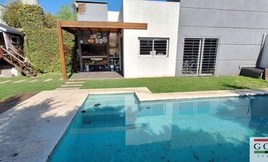 Venta Monte Grande Impecable Casa 3 Dormitorios, Quincho  Parque y Pileta