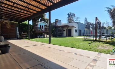 Venta Monte Grande Impecable Casa 3 Dormitorios, Quincho  Parque y Pileta