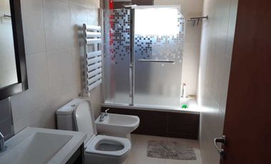 Venta Monte Grande Impecable Casa 3 Dormitorios, Quincho  Parque y Pileta