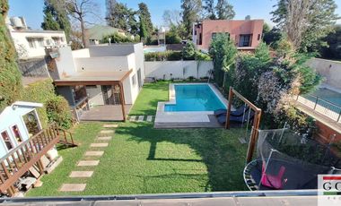 Venta Monte Grande Impecable Casa 3 Dormitorios, Quincho  Parque y Pileta