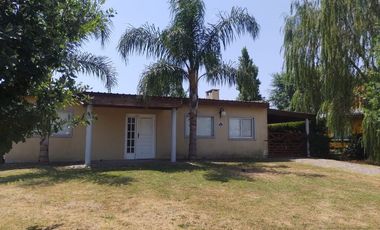 Venta  Canning Casa 4 Dormitorios Parque Y Piscina Belleville