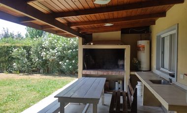 Venta  Canning Casa 4 Dormitorios Parque Y Piscina Belleville