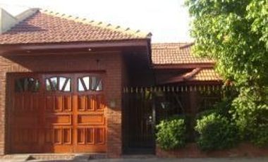 Venta Monte Grande Casa De 4 Dormitorios Refaccionada a nuevo Impecable estado