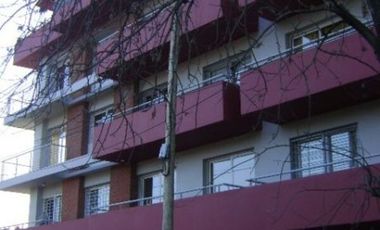 Venta Monte Grande Departamento 2 Ambientes 1º Piso  al Frente