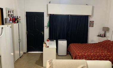 Casa en venta de 1 dormitorio c/ cochera en La Tablada