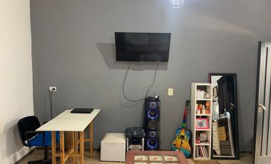 Casa en venta de 1 dormitorio c/ cochera en La Tablada