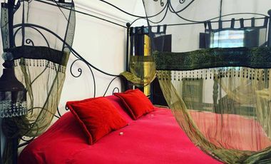 Excepcional Casa colonial auténtica en Alquiler en Martínez