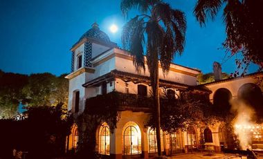 Excepcional Casa colonial auténtica en Alquiler en Martínez