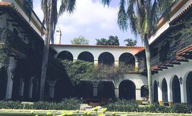 Excepcional Casa colonial auténtica en Alquiler en Martínez