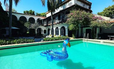 Excepcional Casa colonial auténtica en Alquiler en Martínez