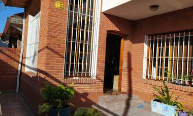 Viamonte 5584, Carapachay - Importante Casa en Venta