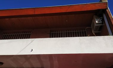 Viamonte 5584, Carapachay - Importante Casa en Venta