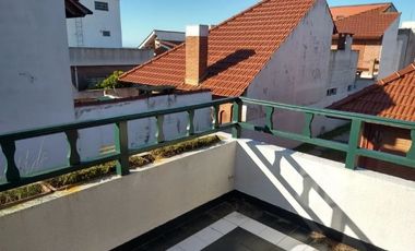 Chalet en venta de 2 dormitorios c/ cochera en Mar del Tuyú