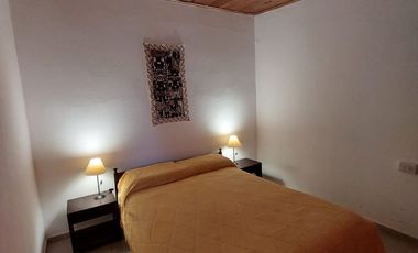 0228-Excelente Casa en alquiler temporario 3 dormitorios c/coch en V.C.Brochero