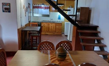 0228-Excelente Casa en alquiler temporario 3 dormitorios c/coch en V.C.Brochero