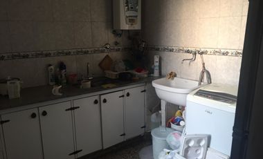 Av. Belgrano 2765 1º 1