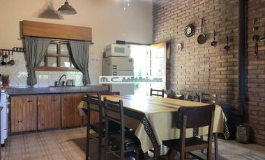 AT116. TALA HUASI. CASA CON SALIDA DIRECTA AL RIO (7 PAX)