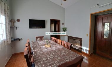 AT120. ICHO CRUZ, GRAN CASA CON AMPLISIMO PARQUE Y PILETA (6 PAX)