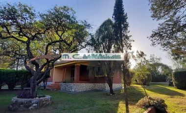 AT120. ICHO CRUZ, GRAN CASA CON AMPLISIMO PARQUE Y PILETA (6 PAX)