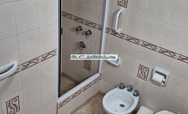 AT120. ICHO CRUZ, GRAN CASA CON AMPLISIMO PARQUE Y PILETA (6 PAX)