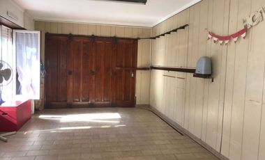 VENTA casa Caisamar Mar del Plata 3 ambientes c/ garaje y quincho