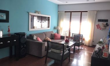 VENTA casa Caisamar Mar del Plata 3 ambientes c/ garaje y quincho