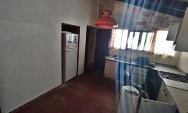 Casa en venta de 2 dormitorios c/ cochera en Mar de Ajo
