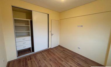 Venta Monte Grande Departamento 2 ambientes a con Balcon y Cochera!