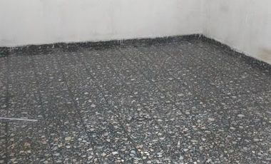 CASA DE 2 DEPARTAMENTOS Y LOCAL EN VILLA SOLDATI