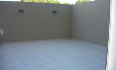 Recomendamos MONOAMBIENTE EN VENTA c/PATIO - Zeballos al 2200,  Lourdes, Rosario