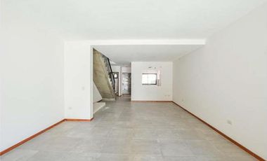 Casa  VENTA-Condos Ugarchete, Aldea Fisherton- 3 dorm 3 baños, 2 cocheras, PATIO