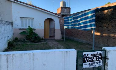 V136. ICHO CRUZ CASA A REFACCIONAR EN OPORTUNIDAD.