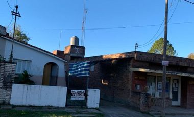 V136. ICHO CRUZ CASA A REFACCIONAR EN OPORTUNIDAD.