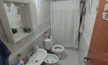 Dúplex en venta de 2 dormitorios c/ cochera en Costa Azul