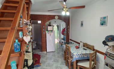 Dúplex en venta de 2 dormitorios c/ cochera en Costa Azul