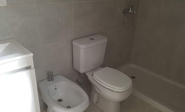 EN VENTA Estudio de uso profesional - c/balcón - Paraguay 555 - Centro, Rosario